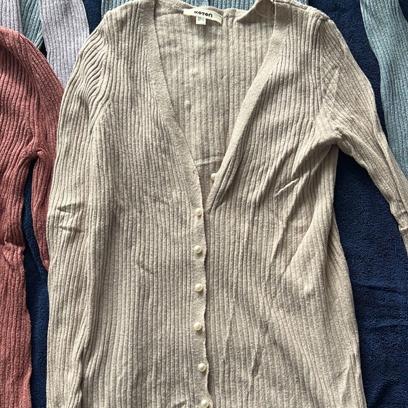 4 Cotton Cardigans - Picture 2 of 5